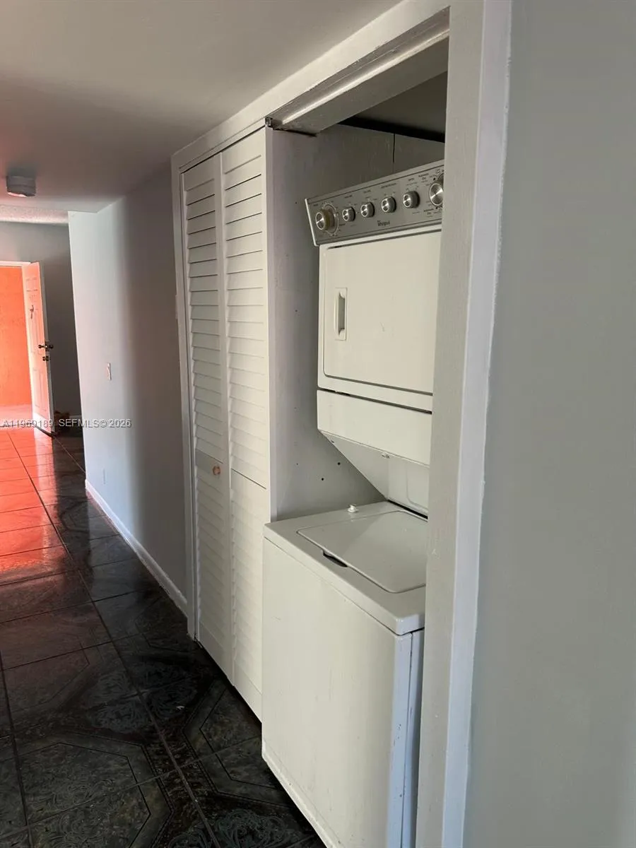 1840 Nw 119th St 502, Miami, Florida 33167, Miami, Florida 33167, 3 Bedrooms Bedrooms, ,2 BathroomsBathrooms,Residential Lease,For Rent,1840 Nw 119th St 502, Miami, Florida 33167,A11969189