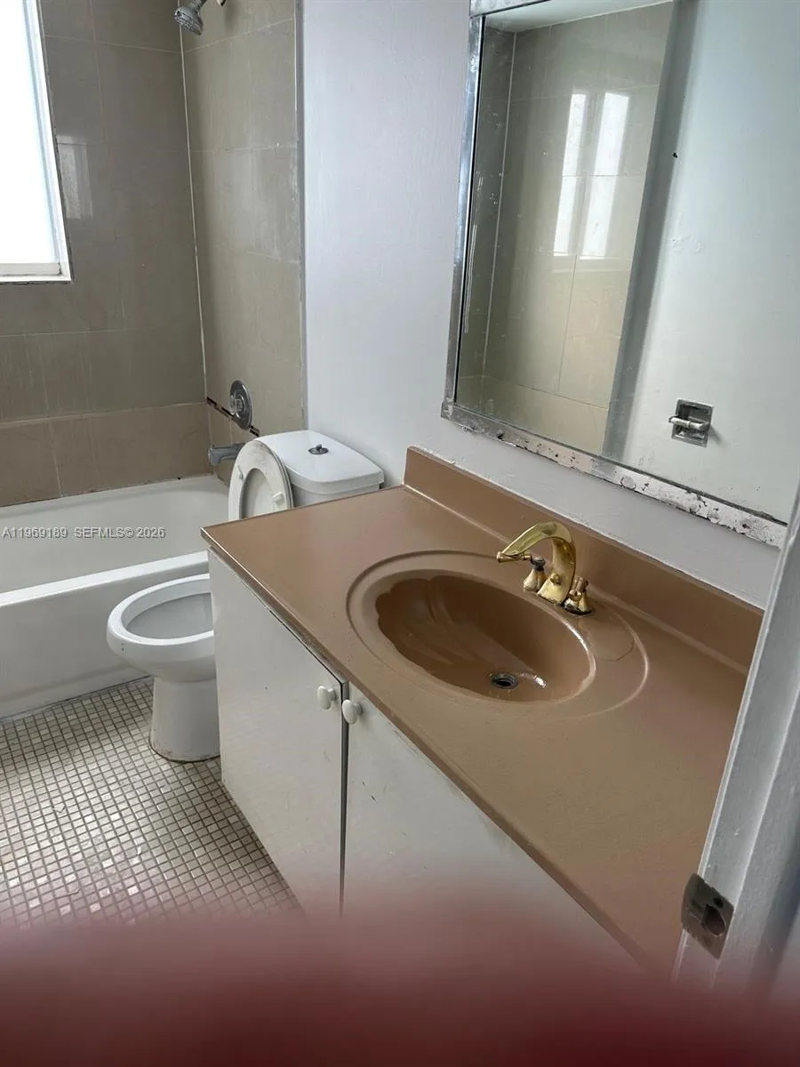 1840 Nw 119th St 502, Miami, Florida 33167, Miami, Florida 33167, 3 Bedrooms Bedrooms, ,2 BathroomsBathrooms,Residential Lease,For Rent,1840 Nw 119th St 502, Miami, Florida 33167,A11969189