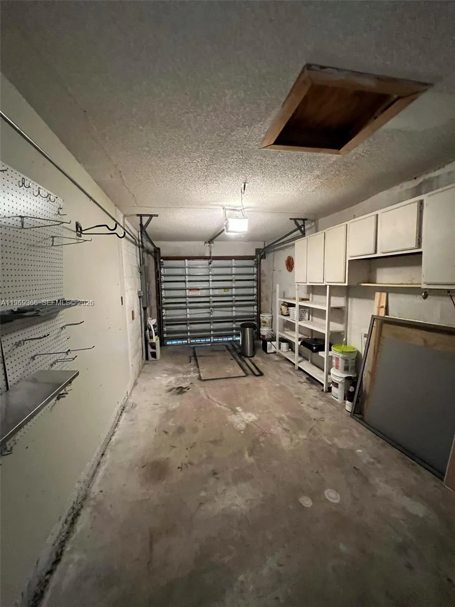 Miami, Florida 33173, 3 Bedrooms Bedrooms, ,2 BathroomsBathrooms,Residential Lease,For Rent,A11969366