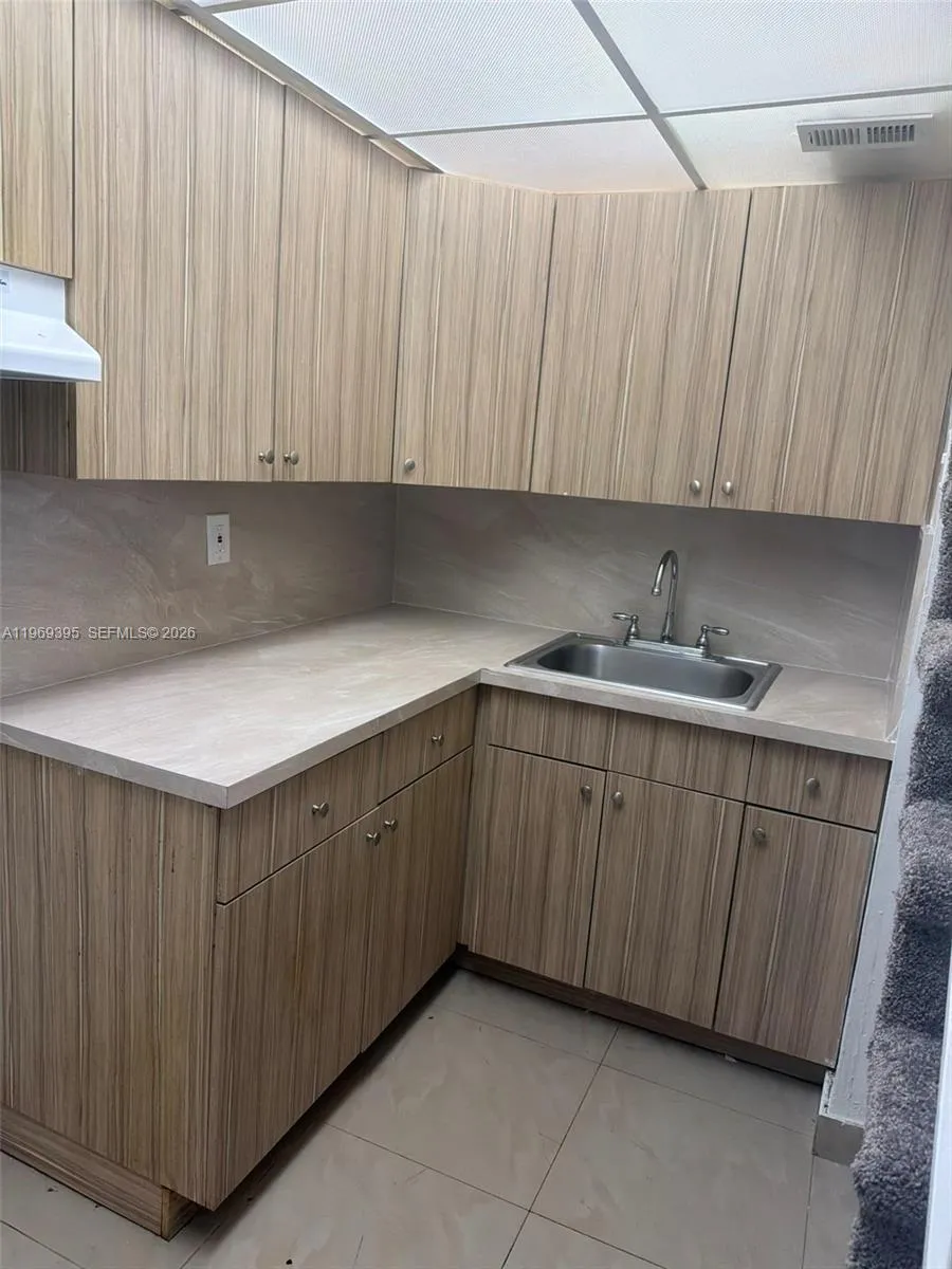 8007 W 6th Ave M, Hialeah, Florida 33014, Hialeah, Florida 33014, 3 Bedrooms Bedrooms, ,2 BathroomsBathrooms,Residential Lease,For Rent,8007 W 6th Ave M, Hialeah, Florida 33014,A11969395