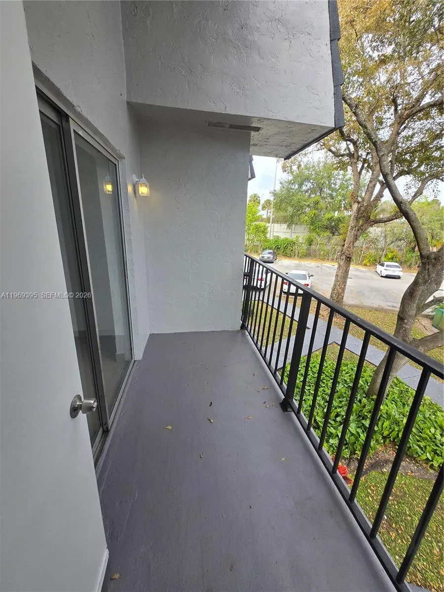 8007 W 6th Ave M, Hialeah, Florida 33014, Hialeah, Florida 33014, 3 Bedrooms Bedrooms, ,2 BathroomsBathrooms,Residential Lease,For Rent,8007 W 6th Ave M, Hialeah, Florida 33014,A11969395