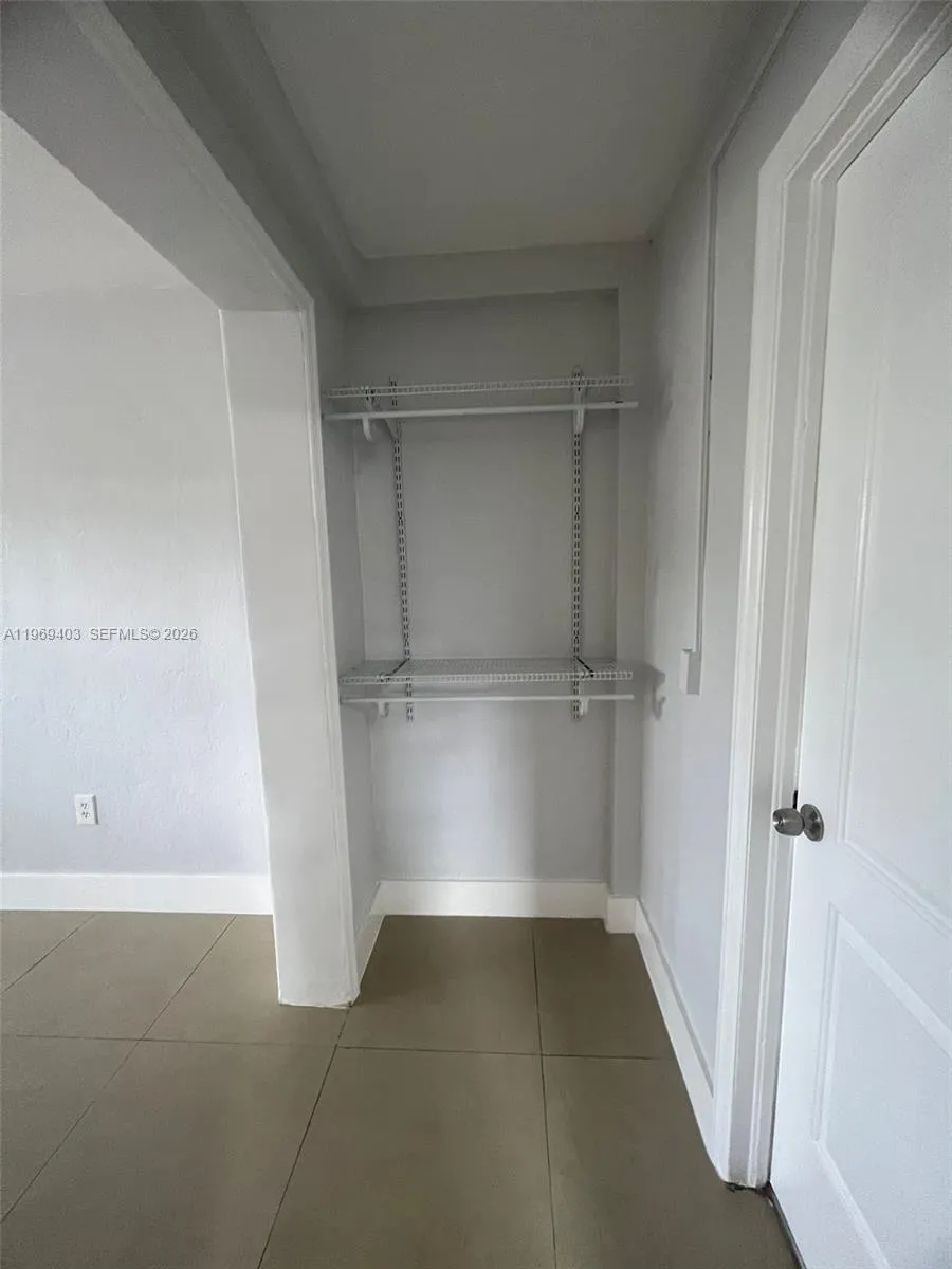 1285 Nw 60th St 4, Miami, Florida 33142, Miami, Florida 33142, 1 Bedroom Bedrooms, ,1 BathroomBathrooms,Residential Lease,For Rent,1285 Nw 60th St 4, Miami, Florida 33142,A11969403