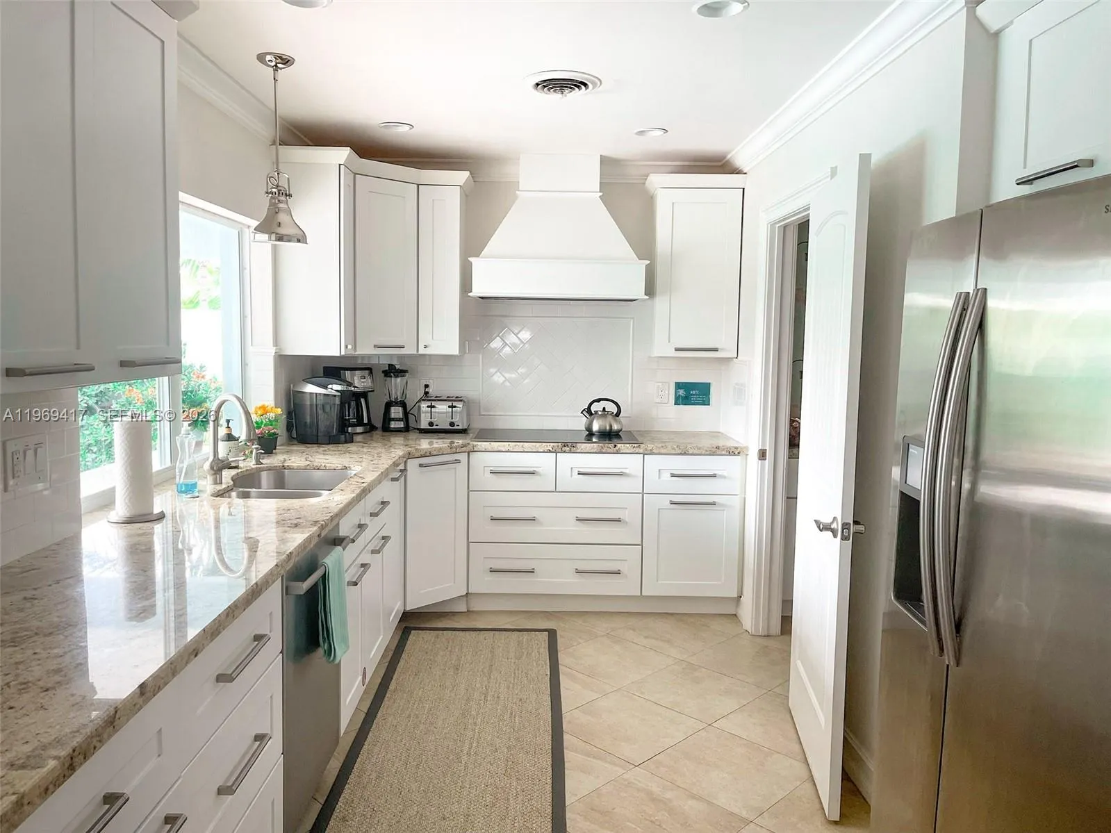 2932 Ne 36th St, Lighthouse Point, Florida 33064, Lighthouse Point, Florida 33064, 3 Bedrooms Bedrooms, ,2 BathroomsBathrooms,Residential Lease,For Rent,2932 Ne 36th St, Lighthouse Point, Florida 33064,A11969417