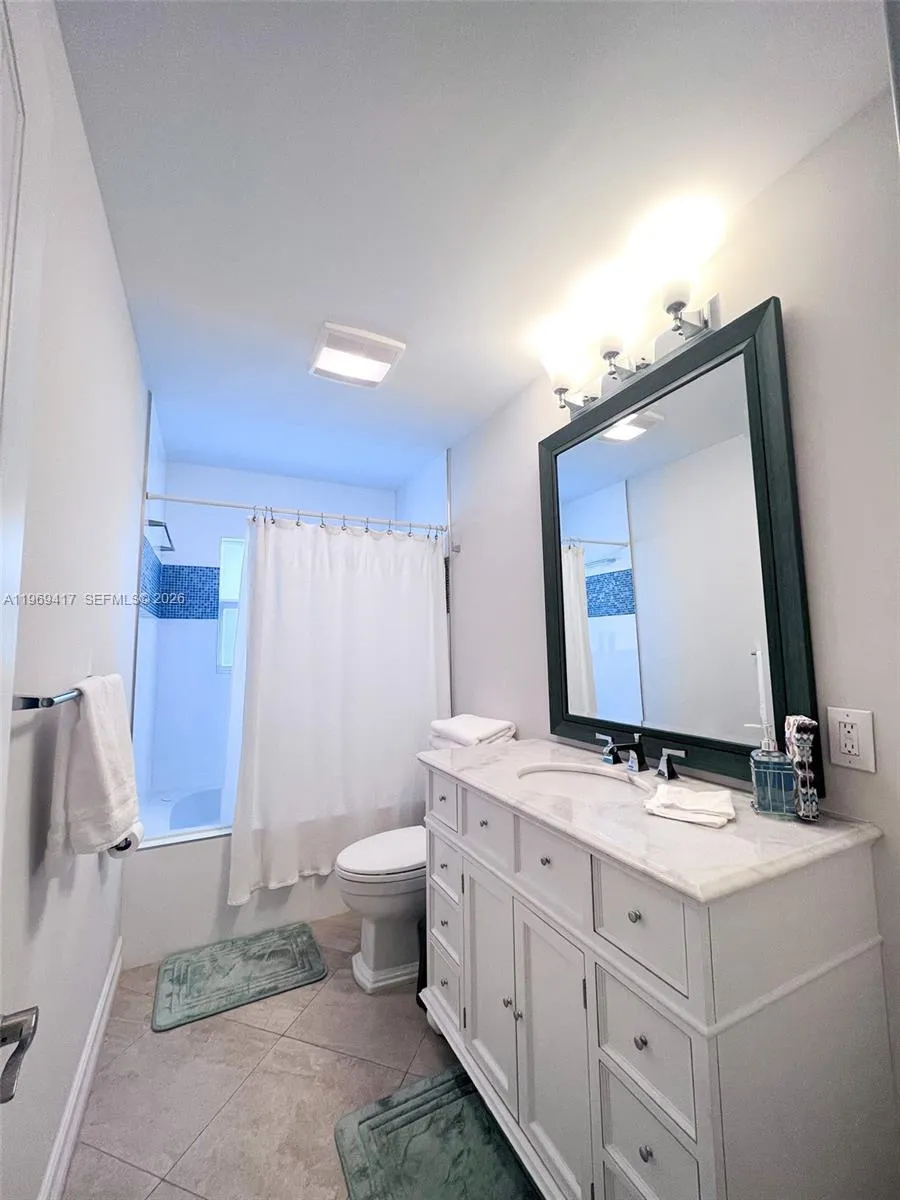 2932 Ne 36th St, Lighthouse Point, Florida 33064, Lighthouse Point, Florida 33064, 3 Bedrooms Bedrooms, ,2 BathroomsBathrooms,Residential Lease,For Rent,2932 Ne 36th St, Lighthouse Point, Florida 33064,A11969417