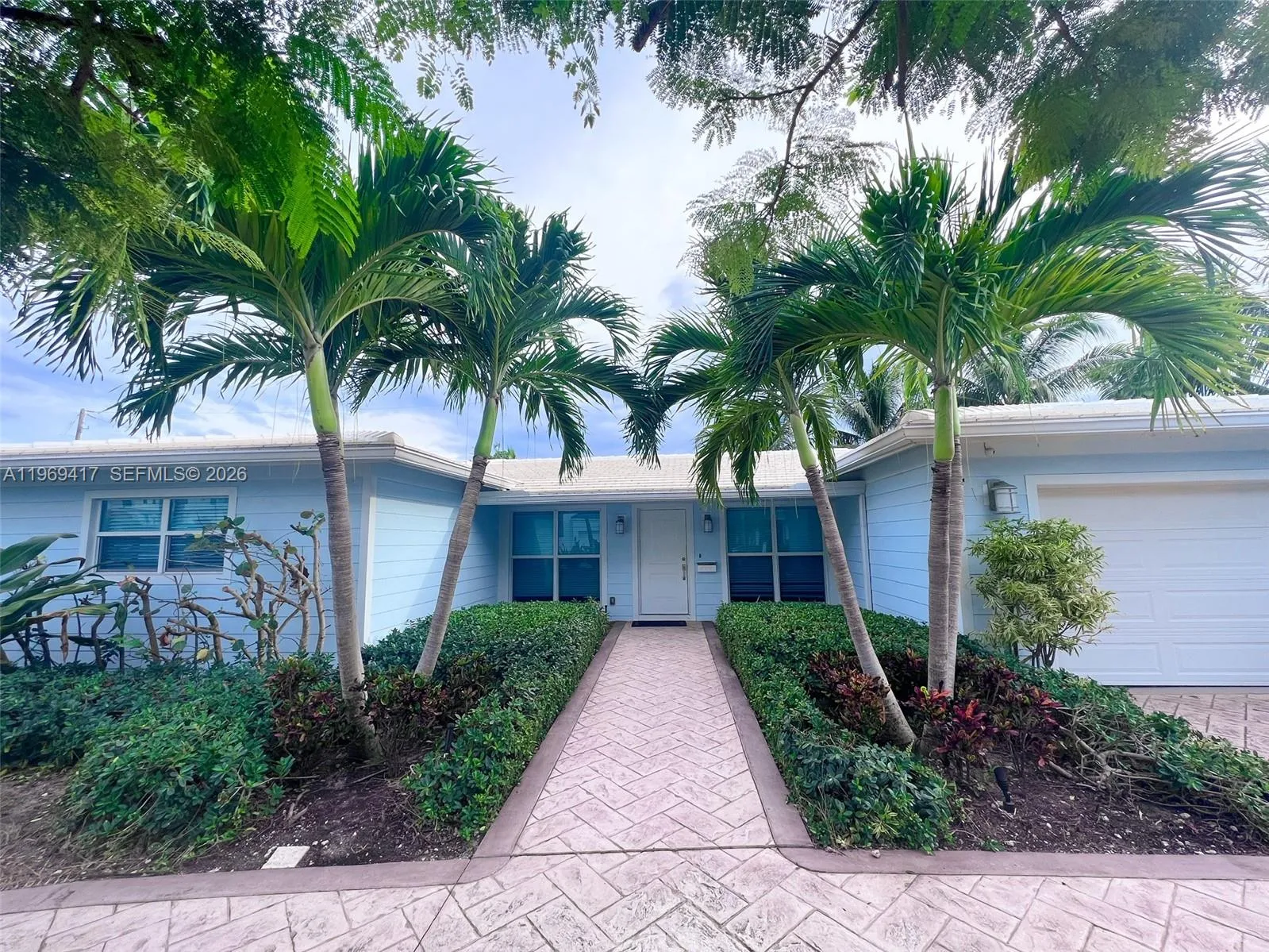 2932 Ne 36th St, Lighthouse Point, Florida 33064, Lighthouse Point, Florida 33064, 3 Bedrooms Bedrooms, ,2 BathroomsBathrooms,Residential Lease,For Rent,2932 Ne 36th St, Lighthouse Point, Florida 33064,A11969417