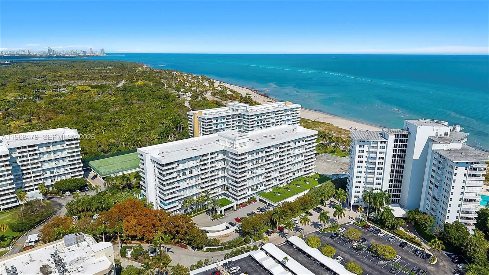 199 Ocean Lane Dr 311, Key Biscayne, Florida 33149, Key Biscayne, Florida 33149, 2 Bedrooms Bedrooms, ,2 BathroomsBathrooms,Residential,For Sale,199 Ocean Lane Dr 311, Key Biscayne, Florida 33149,A11968179