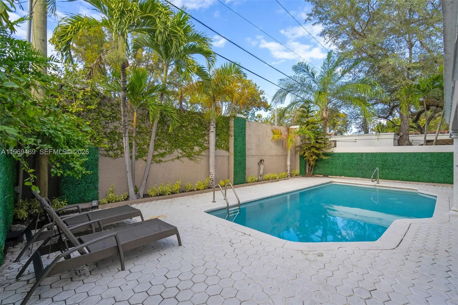 1769 Wa Kee Na Dr 0, Miami, Florida 33133, Miami, Florida 33133, 4 Bedrooms Bedrooms, ,4 BathroomsBathrooms,Residential Lease,For Rent,1769 Wa Kee Na Dr 0, Miami, Florida 33133,A11969469