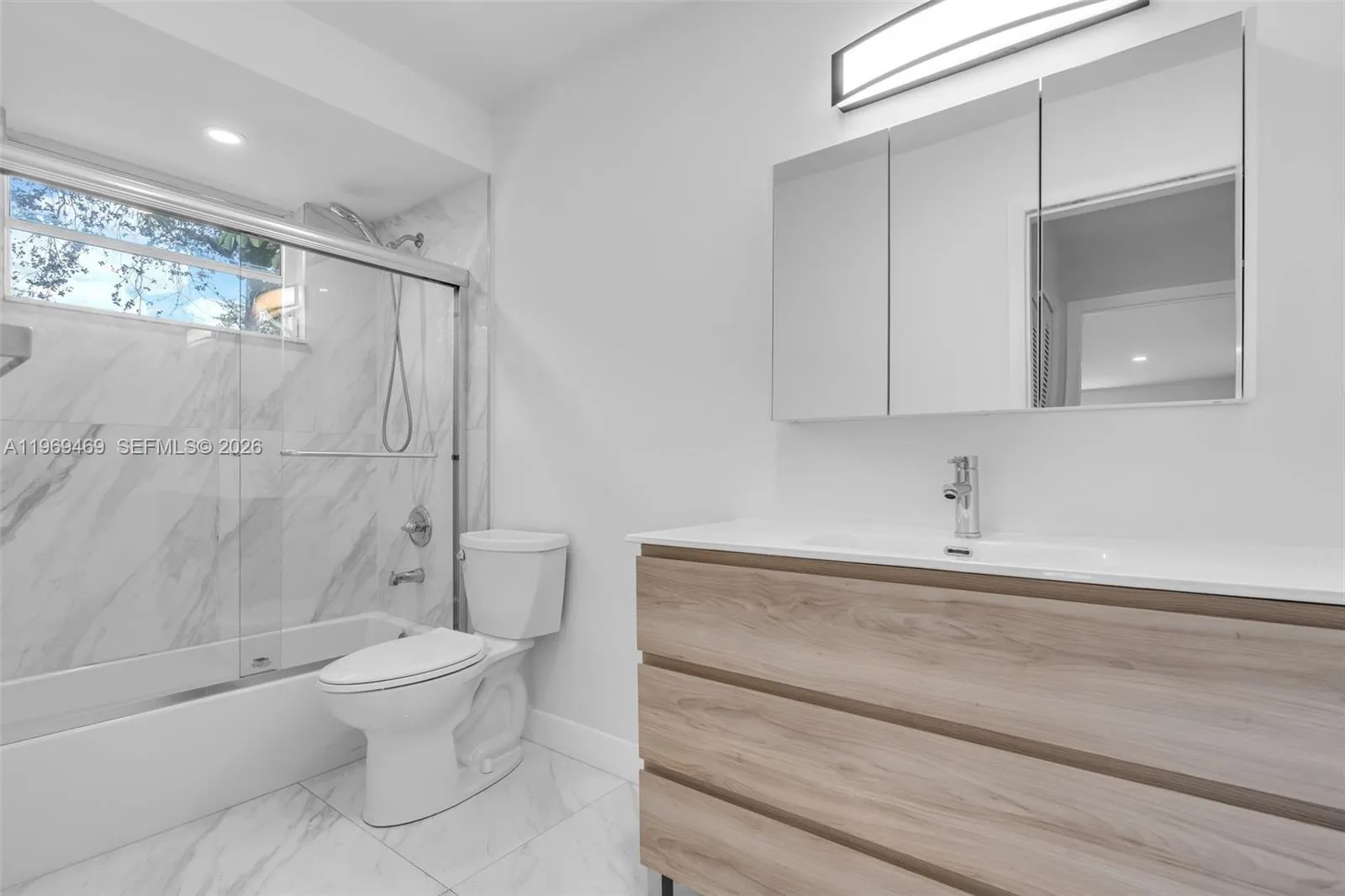 1769 Wa Kee Na Dr 0, Miami, Florida 33133, Miami, Florida 33133, 4 Bedrooms Bedrooms, ,4 BathroomsBathrooms,Residential Lease,For Rent,1769 Wa Kee Na Dr 0, Miami, Florida 33133,A11969469