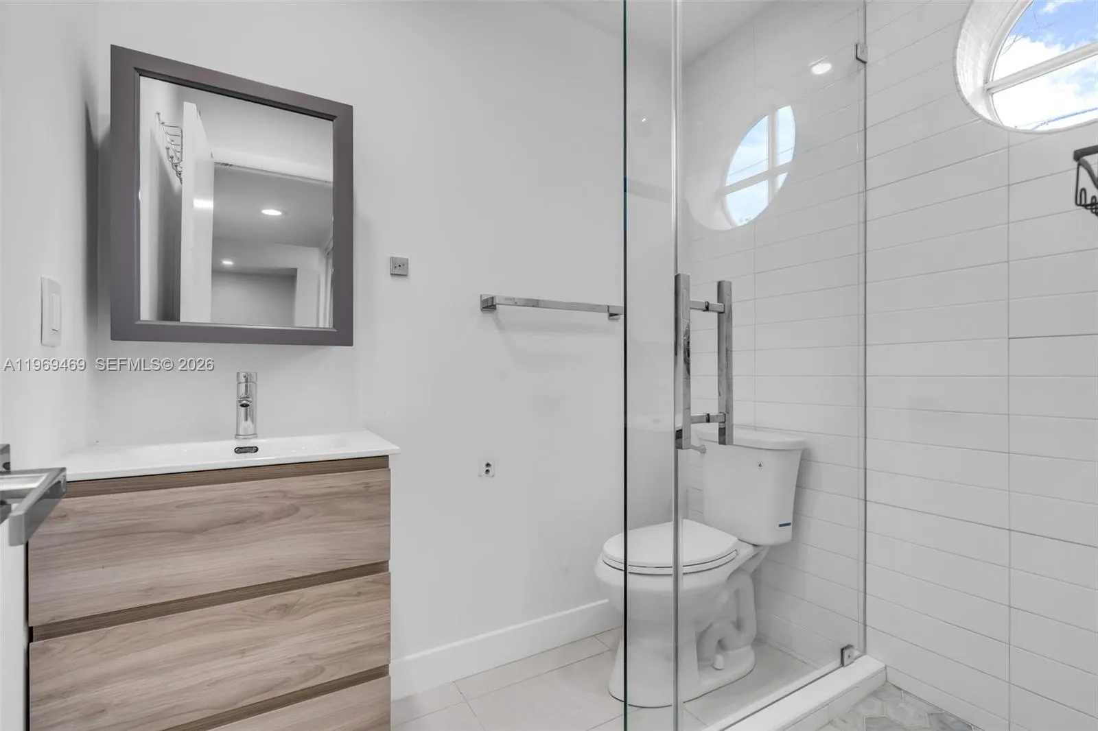 1769 Wa Kee Na Dr 0, Miami, Florida 33133, Miami, Florida 33133, 4 Bedrooms Bedrooms, ,4 BathroomsBathrooms,Residential Lease,For Rent,1769 Wa Kee Na Dr 0, Miami, Florida 33133,A11969469