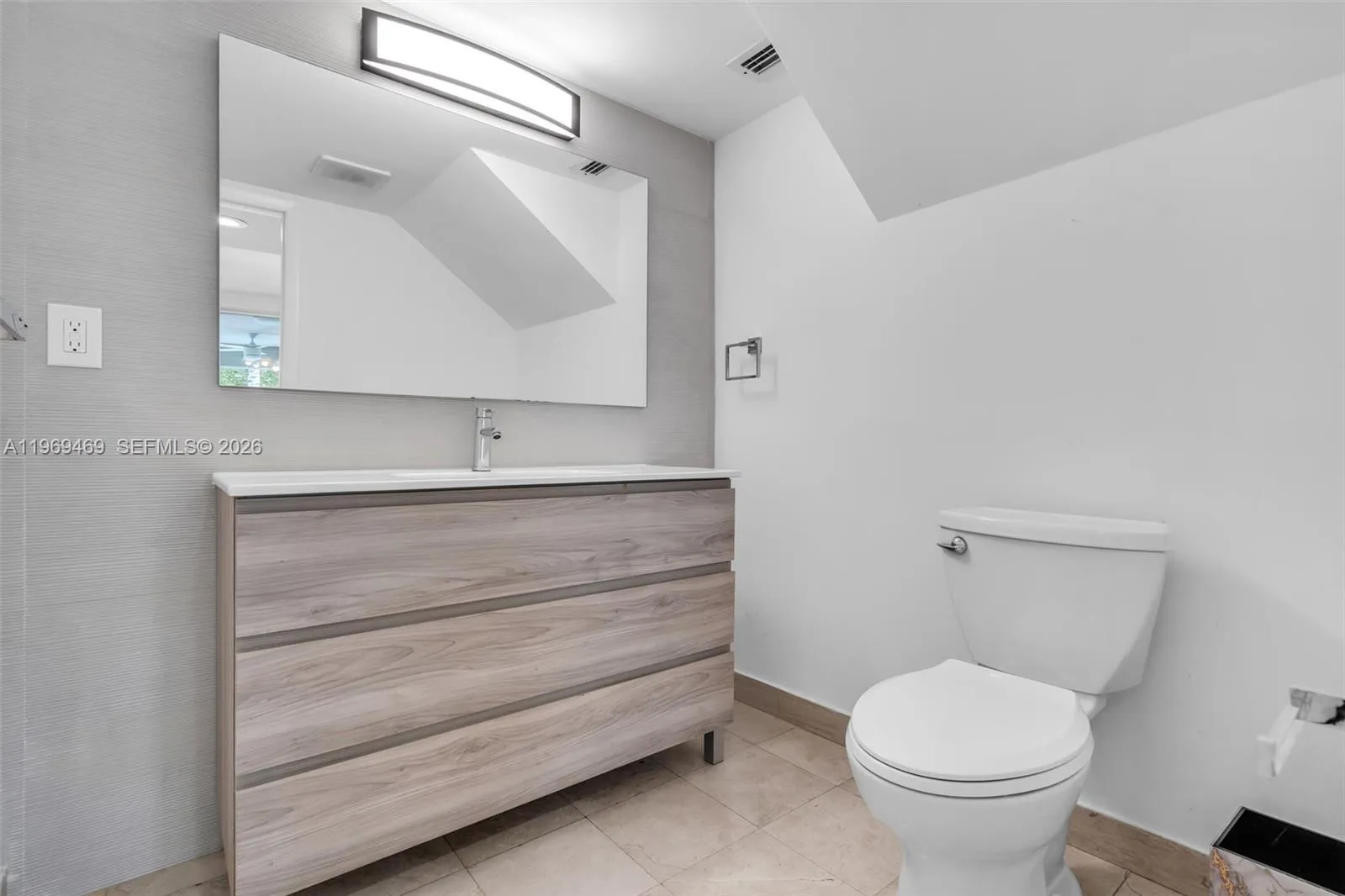 1769 Wa Kee Na Dr 0, Miami, Florida 33133, Miami, Florida 33133, 4 Bedrooms Bedrooms, ,4 BathroomsBathrooms,Residential Lease,For Rent,1769 Wa Kee Na Dr 0, Miami, Florida 33133,A11969469