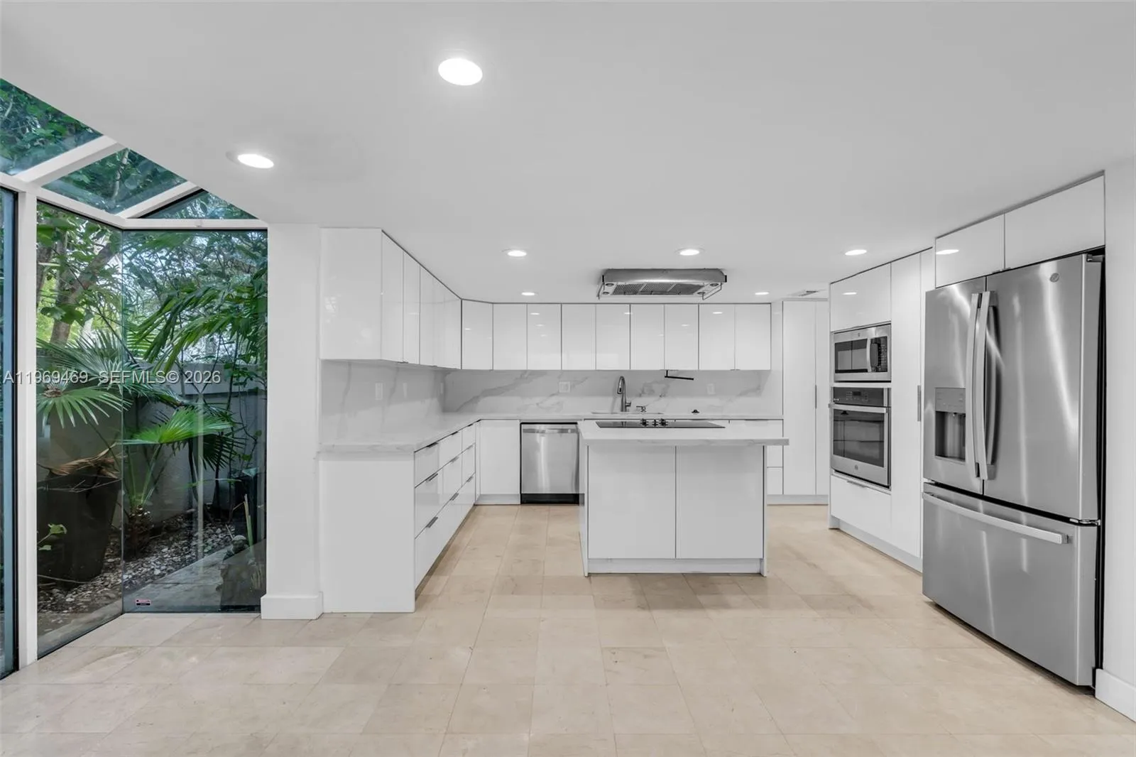 1769 Wa Kee Na Dr 0, Miami, Florida 33133, Miami, Florida 33133, 4 Bedrooms Bedrooms, ,4 BathroomsBathrooms,Residential Lease,For Rent,1769 Wa Kee Na Dr 0, Miami, Florida 33133,A11969469