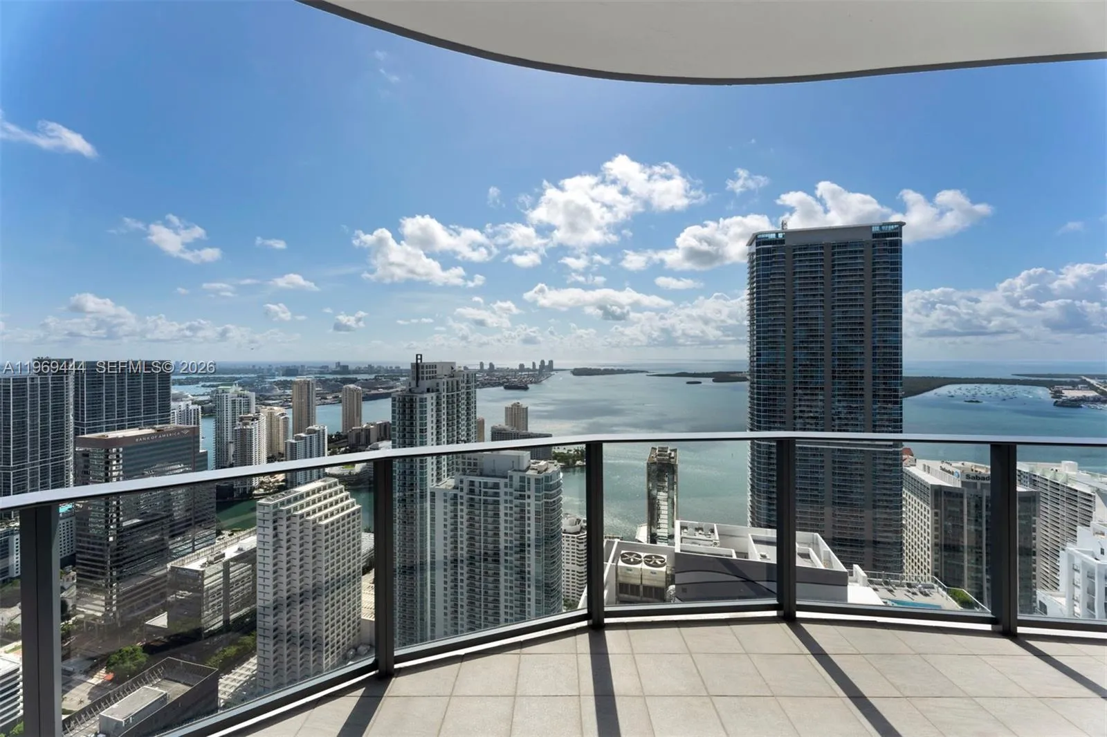 1000 Brickell Plz Ph6108, Miami, Florida 33131, Miami, Florida 33131, 3 Bedrooms Bedrooms, ,3 BathroomsBathrooms,Residential Lease,For Rent,1000 Brickell Plz Ph6108, Miami, Florida 33131,A11969444
