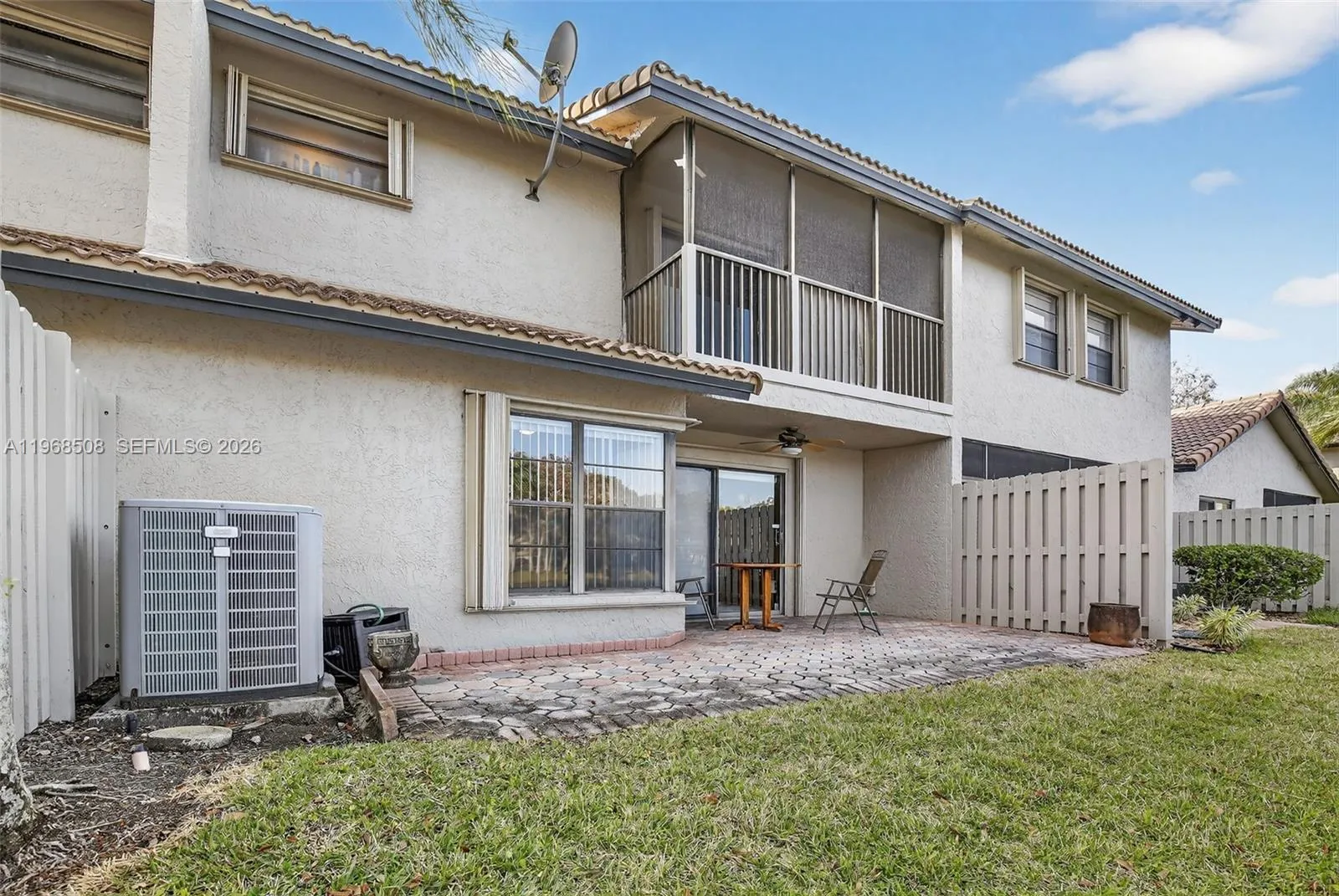9080 Vineyard Lake Dr, Plantation, Florida 33324, Plantation, Florida 33324, 3 Bedrooms Bedrooms, ,2 BathroomsBathrooms,Residential,For Sale,9080 Vineyard Lake Dr, Plantation, Florida 33324,A11968508