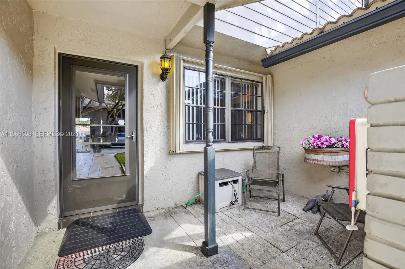 9080 Vineyard Lake Dr, Plantation, Florida 33324, Plantation, Florida 33324, 3 Bedrooms Bedrooms, ,2 BathroomsBathrooms,Residential,For Sale,9080 Vineyard Lake Dr, Plantation, Florida 33324,A11968508