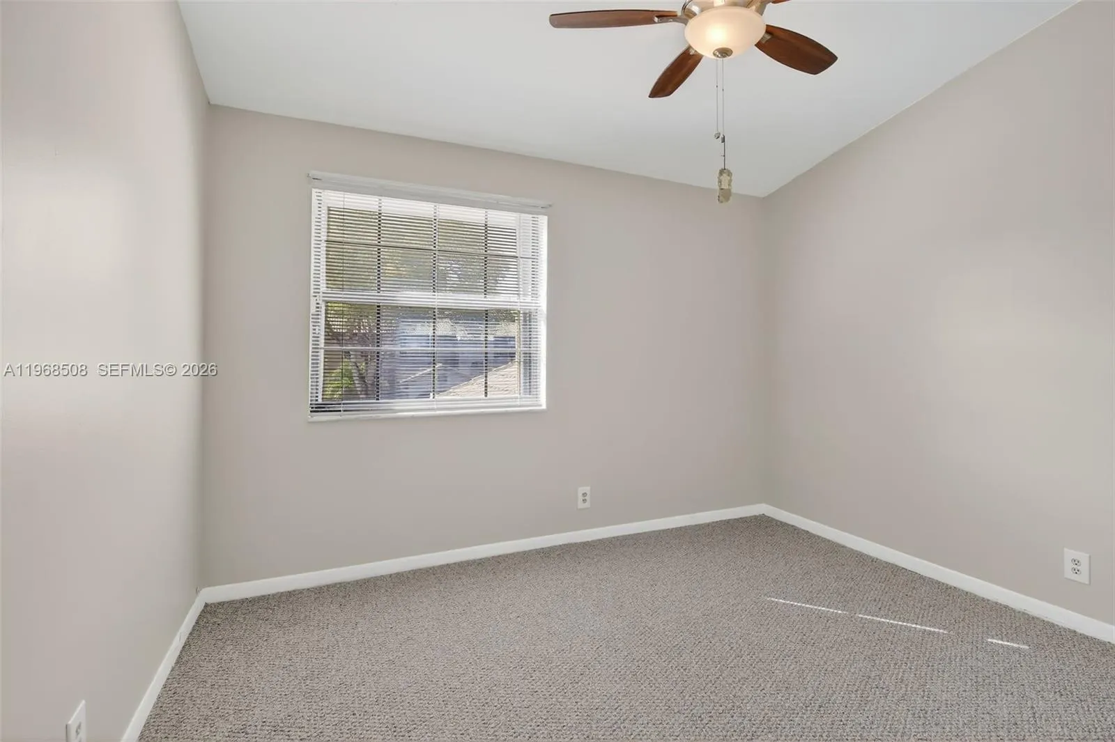 9080 Vineyard Lake Dr, Plantation, Florida 33324, Plantation, Florida 33324, 3 Bedrooms Bedrooms, ,2 BathroomsBathrooms,Residential,For Sale,9080 Vineyard Lake Dr, Plantation, Florida 33324,A11968508