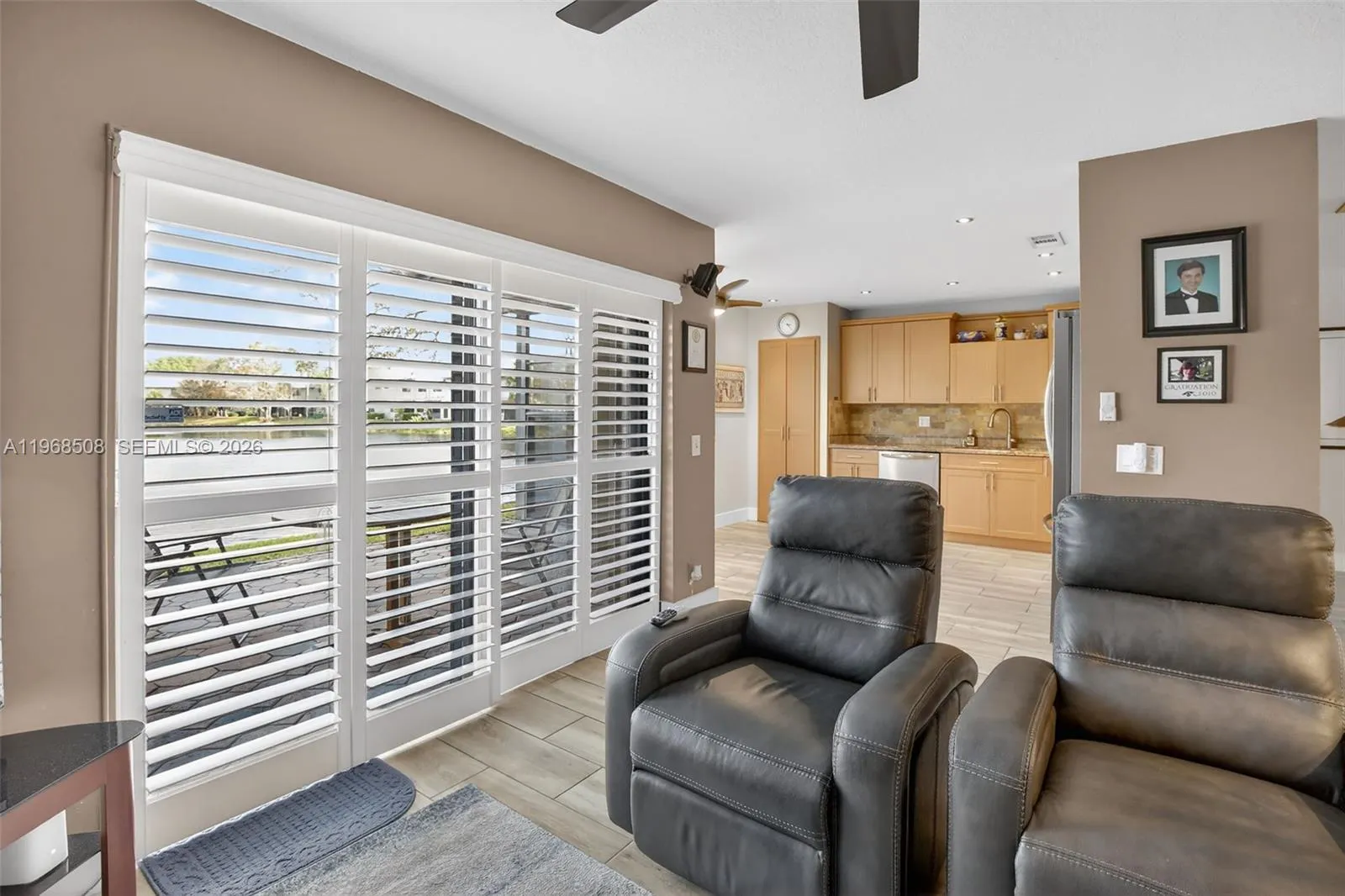 9080 Vineyard Lake Dr, Plantation, Florida 33324, Plantation, Florida 33324, 3 Bedrooms Bedrooms, ,2 BathroomsBathrooms,Residential,For Sale,9080 Vineyard Lake Dr, Plantation, Florida 33324,A11968508