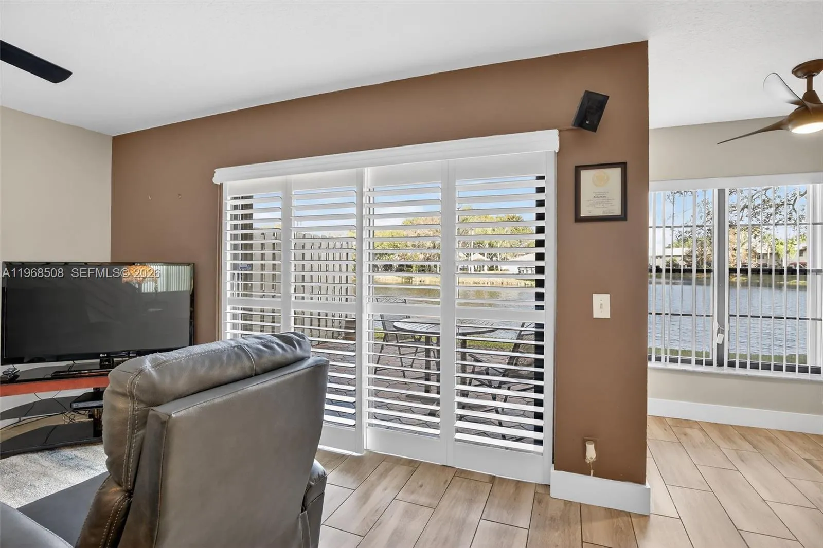 9080 Vineyard Lake Dr, Plantation, Florida 33324, Plantation, Florida 33324, 3 Bedrooms Bedrooms, ,2 BathroomsBathrooms,Residential,For Sale,9080 Vineyard Lake Dr, Plantation, Florida 33324,A11968508