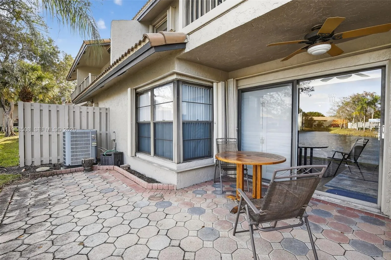 9080 Vineyard Lake Dr, Plantation, Florida 33324, Plantation, Florida 33324, 3 Bedrooms Bedrooms, ,2 BathroomsBathrooms,Residential,For Sale,9080 Vineyard Lake Dr, Plantation, Florida 33324,A11968508