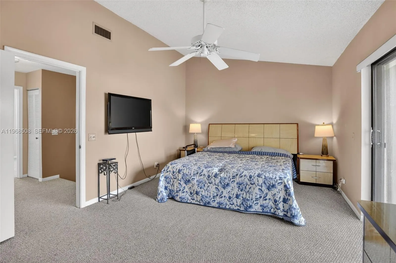 9080 Vineyard Lake Dr, Plantation, Florida 33324, Plantation, Florida 33324, 3 Bedrooms Bedrooms, ,2 BathroomsBathrooms,Residential,For Sale,9080 Vineyard Lake Dr, Plantation, Florida 33324,A11968508