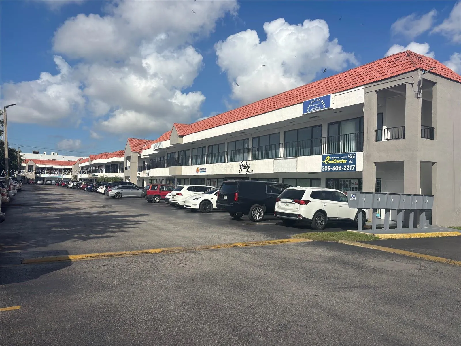 10550 Nw 77th Ct 303-307, Hialeah Gardens, Florida, Hialeah Gardens, Florida 33016, ,Commercial Lease,For Rent,10550 Nw 77th Ct 303-307, Hialeah Gardens, Florida,A11969427