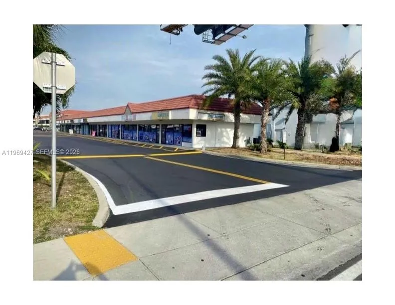 10550 Nw 77th Ct 303-307, Hialeah Gardens, Florida, Hialeah Gardens, Florida 33016, ,Commercial Lease,For Rent,10550 Nw 77th Ct 303-307, Hialeah Gardens, Florida,A11969427