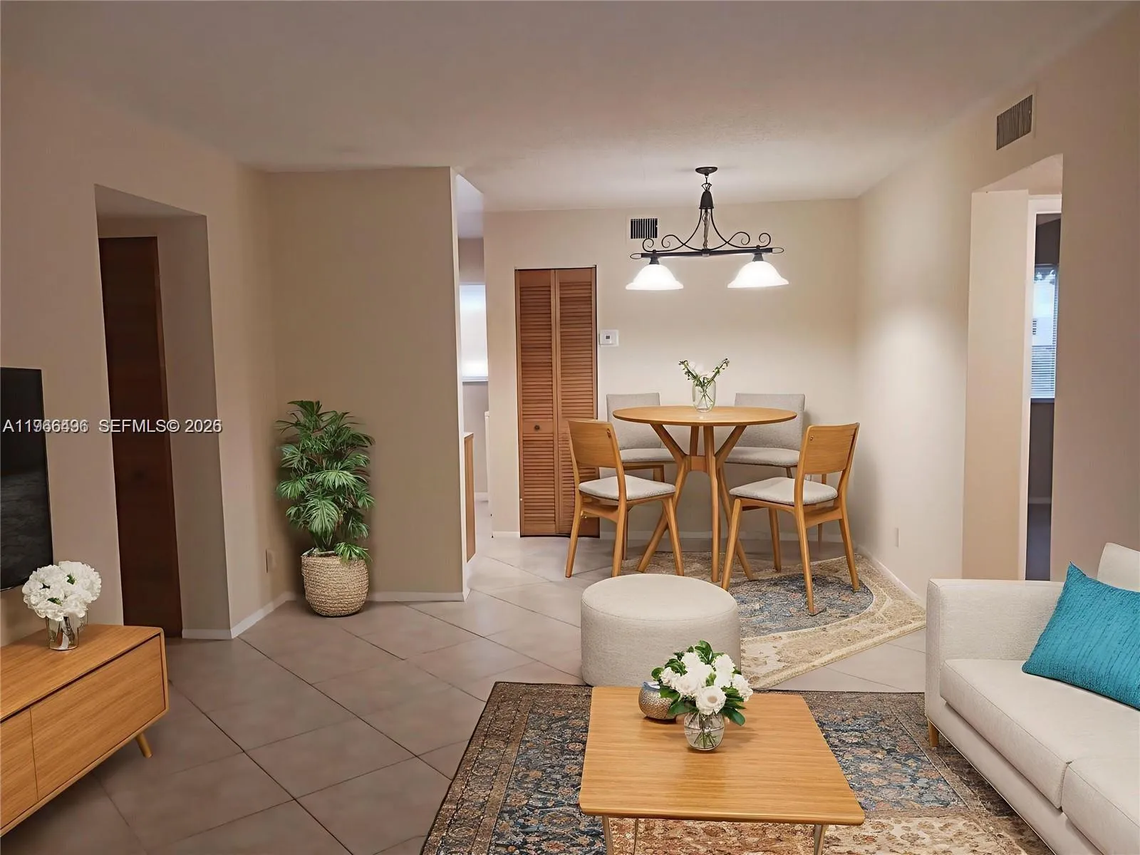 Pompano Beach, Florida 33069, 2 Bedrooms Bedrooms, ,1 BathroomBathrooms,Residential,For Sale,A11966496