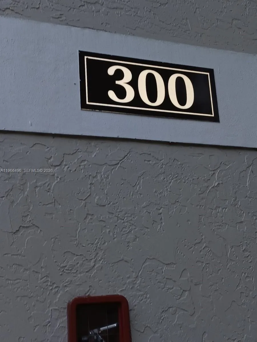 Pompano Beach, Florida 33069, 2 Bedrooms Bedrooms, ,1 BathroomBathrooms,Residential,For Sale,A11966496