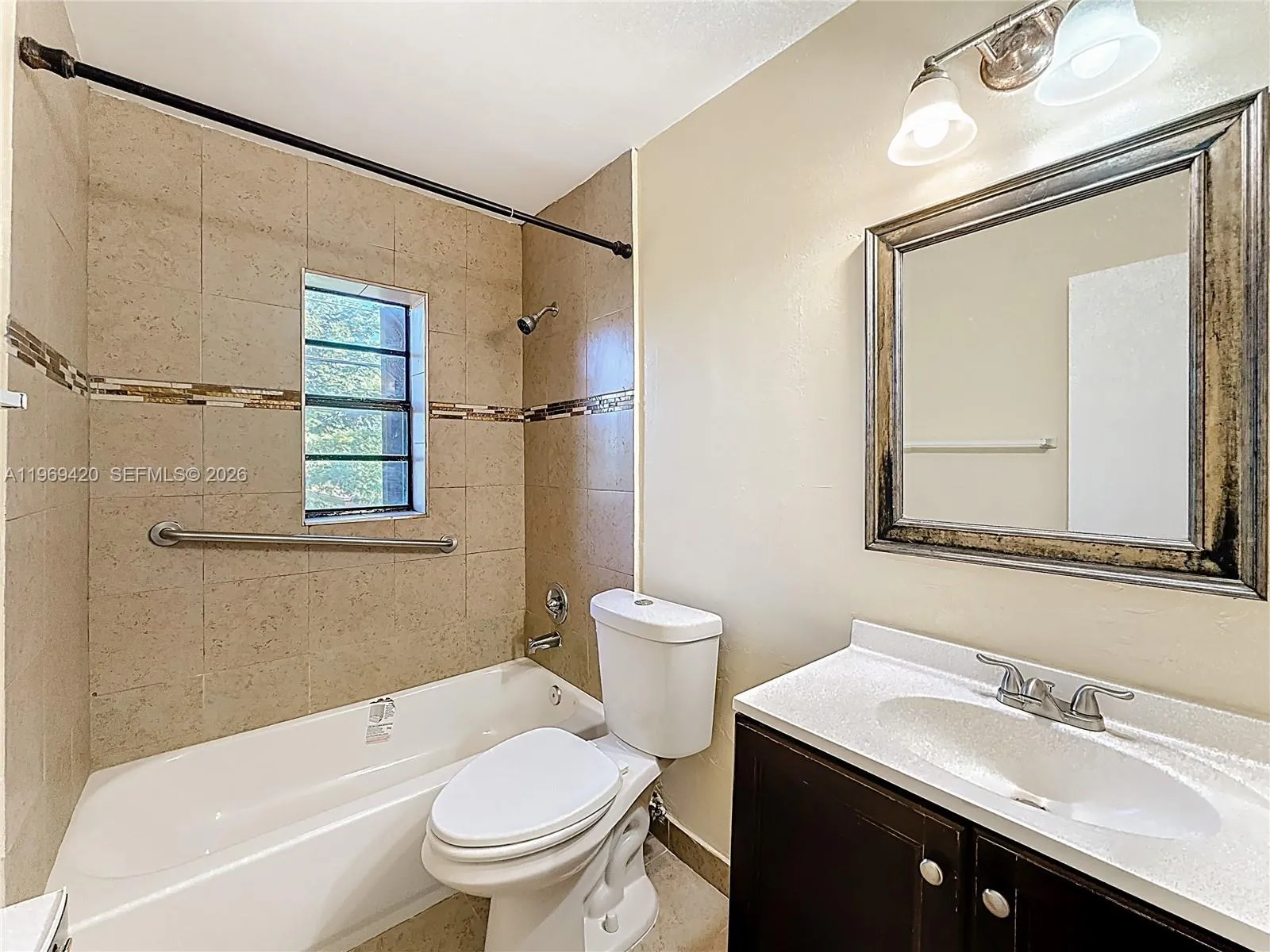 2335 Ne 172 Nd 8, North Miami Beach, Florida 33160, North Miami Beach, Florida 33160, 2 Bedrooms Bedrooms, ,1 BathroomBathrooms,Residential Lease,For Rent,2335 Ne 172 Nd 8, North Miami Beach, Florida 33160,A11969420