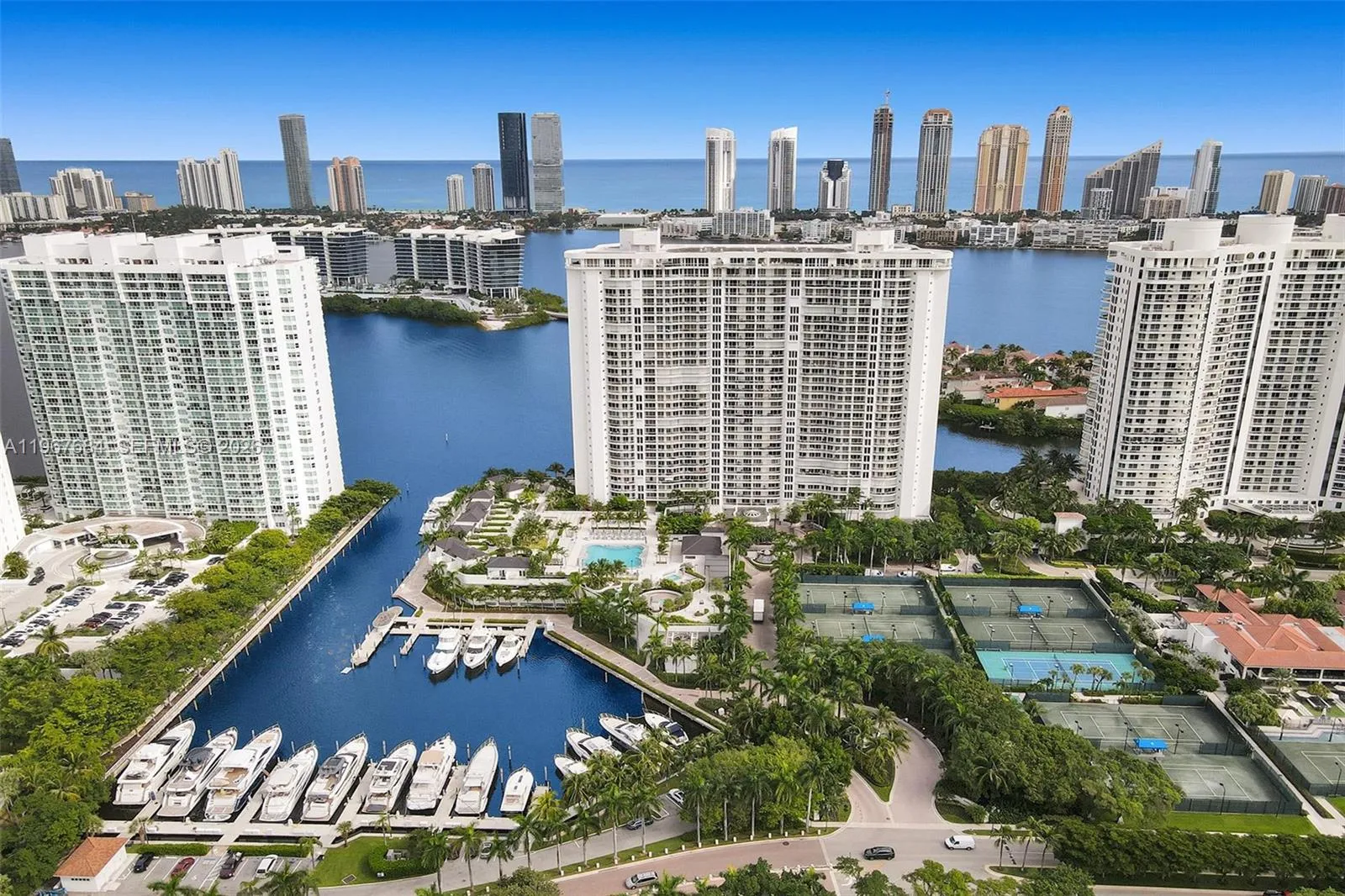 7000 Island Blvd 2404, Aventura, Florida 33160, Aventura, Florida 33160, 3 Bedrooms Bedrooms, ,3 BathroomsBathrooms,Residential,For Sale,7000 Island Blvd 2404, Aventura, Florida 33160,A11967684