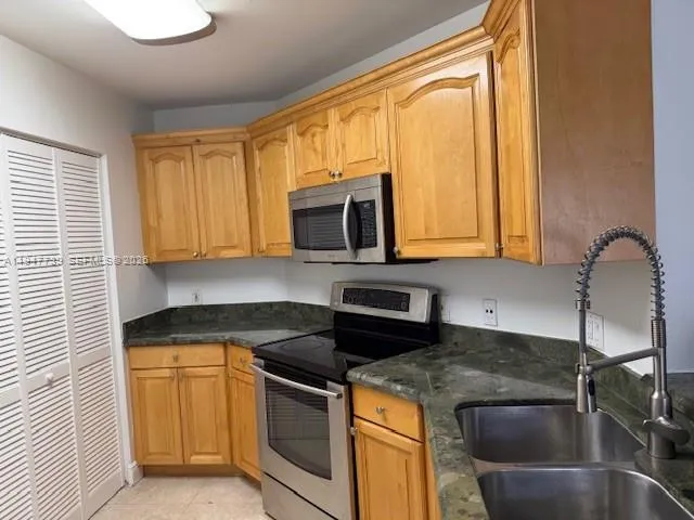 6276 Nw 186th St 307, Hialeah, Florida 33015, Hialeah, Florida 33015, 2 Bedrooms Bedrooms, ,2 BathroomsBathrooms,Residential Lease,For Rent,6276 Nw 186th St 307, Hialeah, Florida 33015,A11947739
