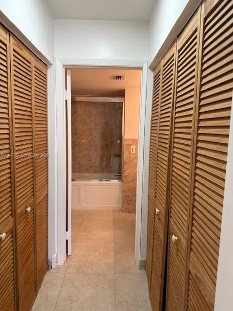 6276 Nw 186th St 307, Hialeah, Florida 33015, Hialeah, Florida 33015, 2 Bedrooms Bedrooms, ,2 BathroomsBathrooms,Residential Lease,For Rent,6276 Nw 186th St 307, Hialeah, Florida 33015,A11947739