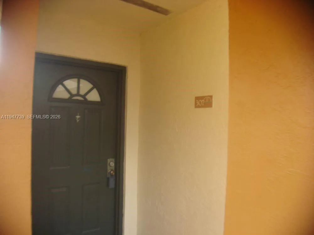 6276 Nw 186th St 307, Hialeah, Florida 33015, Hialeah, Florida 33015, 2 Bedrooms Bedrooms, ,2 BathroomsBathrooms,Residential Lease,For Rent,6276 Nw 186th St 307, Hialeah, Florida 33015,A11947739