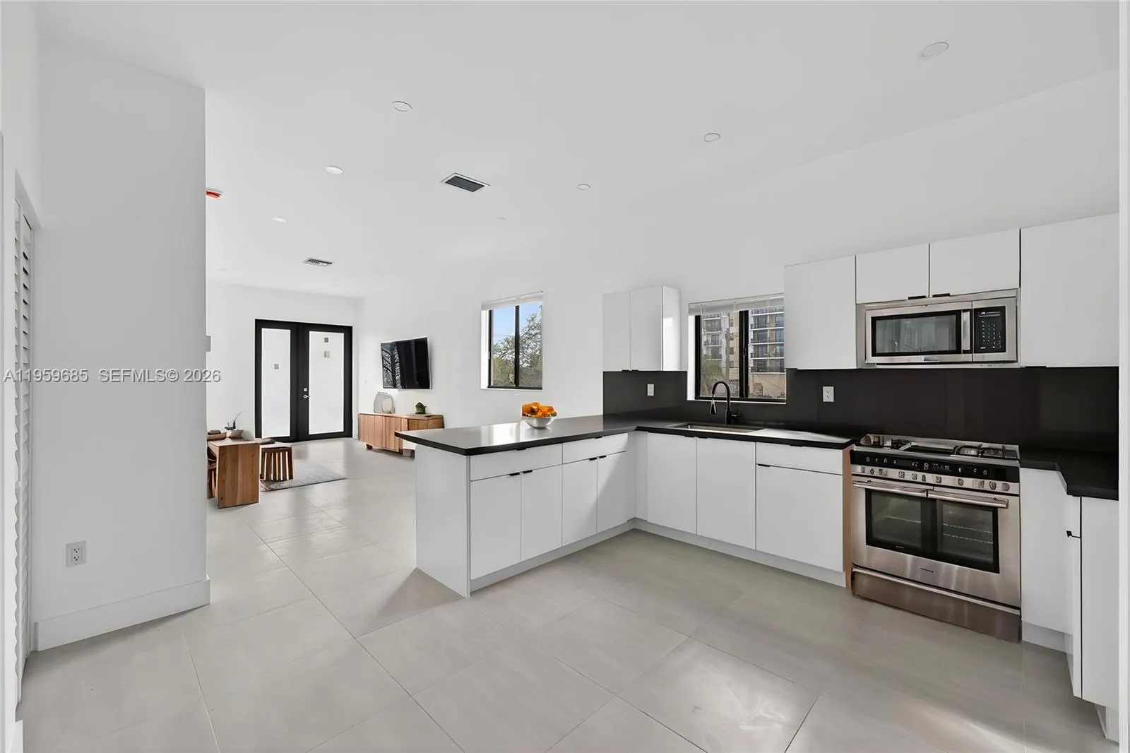 18316 Sw 102 Pl, Miami, Florida 33157, Miami, Florida 33157, ,Residential Income,For Sale,18316 Sw 102 Pl, Miami, Florida 33157,A11959685