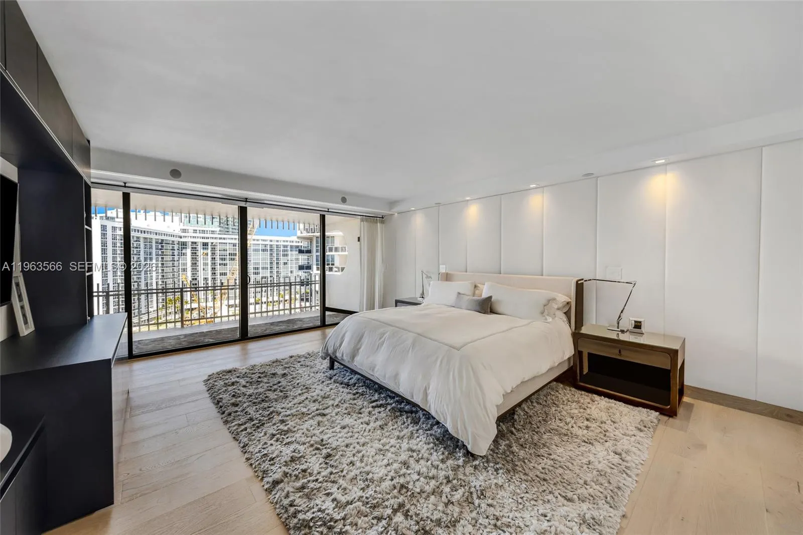 10205 Collins Ave 1002, Bal Harbour, Florida 33154, Bal Harbour, Florida 33154, 2 Bedrooms Bedrooms, ,2 BathroomsBathrooms,Residential,For Sale,10205 Collins Ave 1002, Bal Harbour, Florida 33154,A11963566