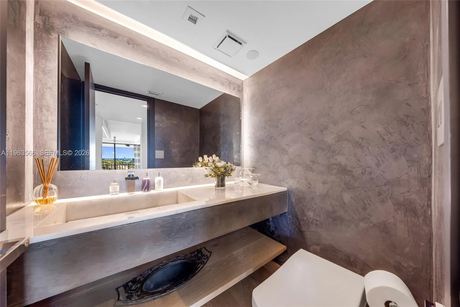 10205 Collins Ave 1002, Bal Harbour, Florida 33154, Bal Harbour, Florida 33154, 2 Bedrooms Bedrooms, ,2 BathroomsBathrooms,Residential,For Sale,10205 Collins Ave 1002, Bal Harbour, Florida 33154,A11963566