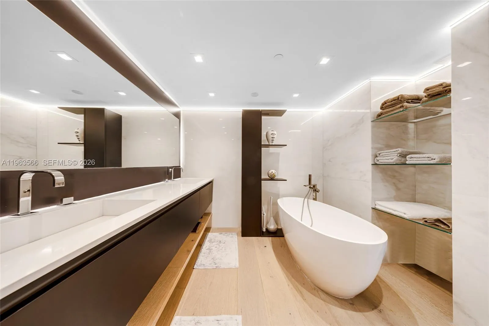 10205 Collins Ave 1002, Bal Harbour, Florida 33154, Bal Harbour, Florida 33154, 2 Bedrooms Bedrooms, ,2 BathroomsBathrooms,Residential,For Sale,10205 Collins Ave 1002, Bal Harbour, Florida 33154,A11963566
