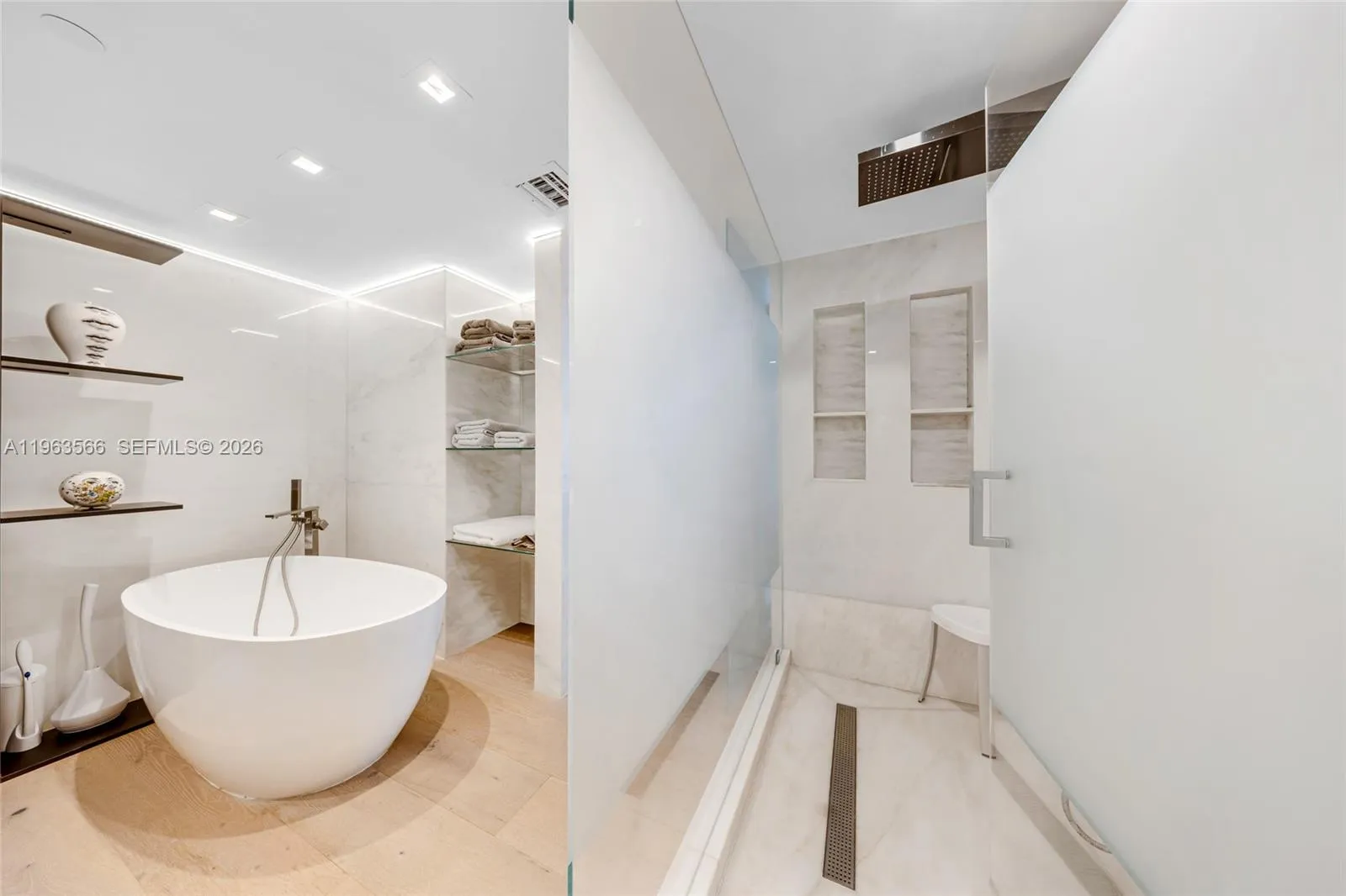 10205 Collins Ave 1002, Bal Harbour, Florida 33154, Bal Harbour, Florida 33154, 2 Bedrooms Bedrooms, ,2 BathroomsBathrooms,Residential,For Sale,10205 Collins Ave 1002, Bal Harbour, Florida 33154,A11963566