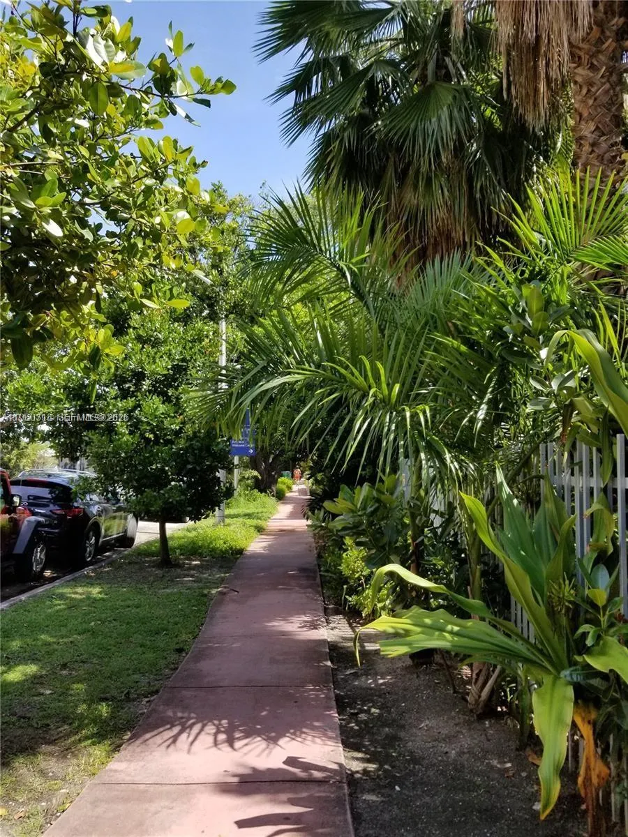 1045 Meridian Ave 4, Miami Beach, Florida 33139, Miami Beach, Florida 33139, ,1 BathroomBathrooms,Residential,For Sale,1045 Meridian Ave 4, Miami Beach, Florida 33139,A11960318