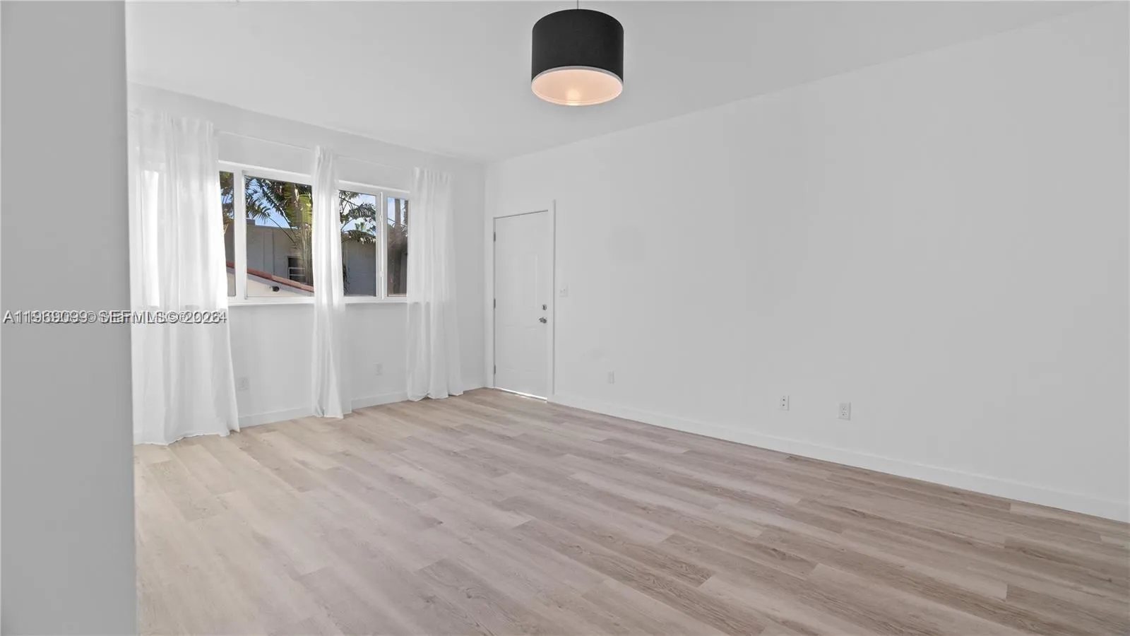 1561 Jefferson Avenue, Miami Beach, Florida 33139, Miami Beach, Florida 33139, ,Commercial Sale,For Sale,1561 Jefferson Avenue, Miami Beach, Florida 33139,A11969099