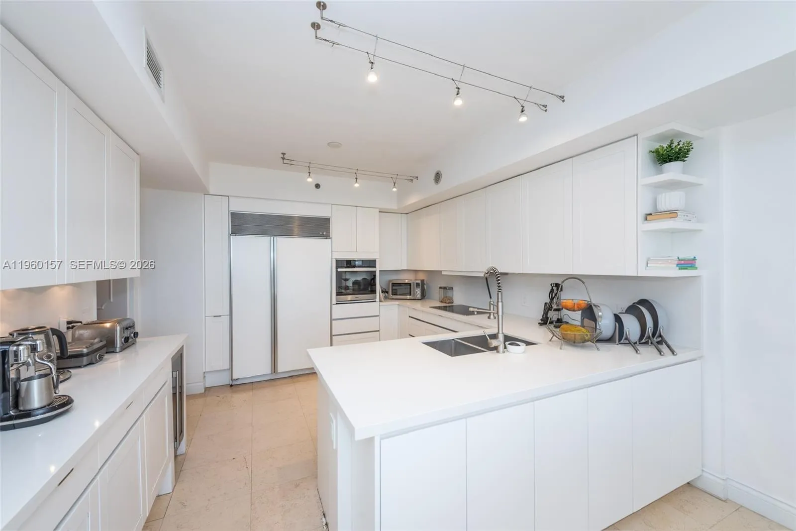 799 Crandon Blvd 605, Key Biscayne, Florida 33149, Key Biscayne, Florida 33149, 3 Bedrooms Bedrooms, ,3 BathroomsBathrooms,Residential,For Sale,799 Crandon Blvd 605, Key Biscayne, Florida 33149,A11960157