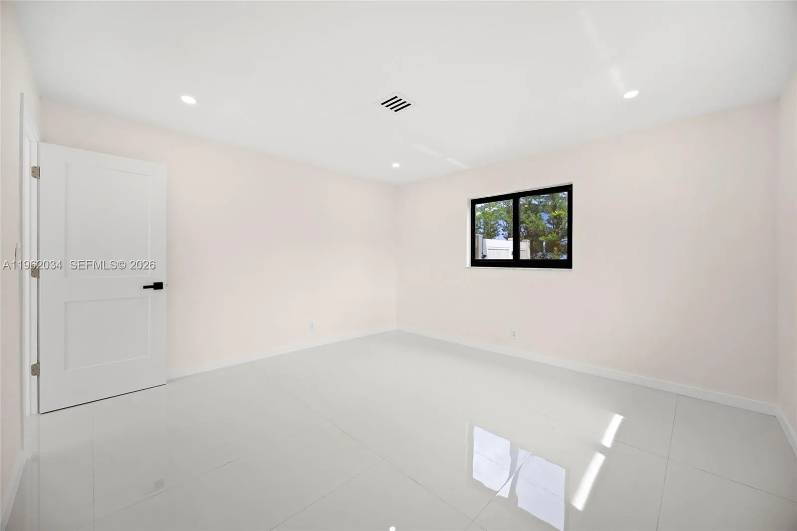 21 Se 7th St, Pompano Beach, Florida 33060, Pompano Beach, Florida 33060, 3 Bedrooms Bedrooms, ,2 BathroomsBathrooms,Residential,For Sale,21 Se 7th St, Pompano Beach, Florida 33060,A11962034