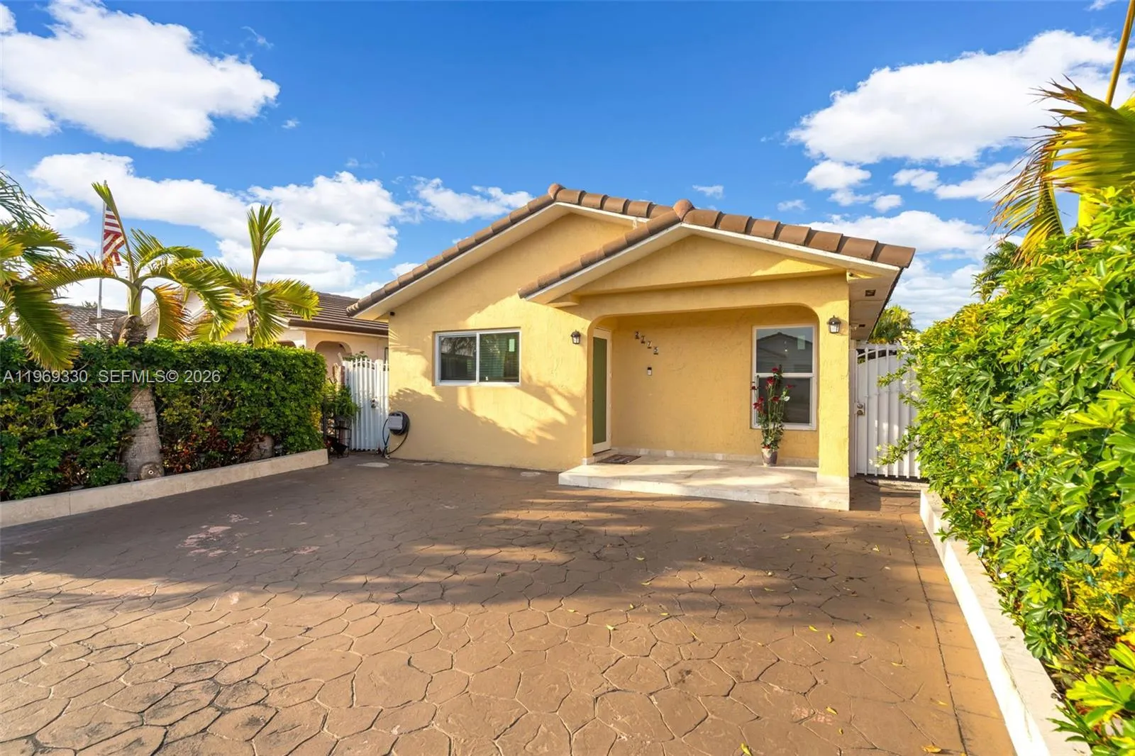 2775 W 71st Pl, Hialeah, Florida 33016, Hialeah, Florida 33016, 3 Bedrooms Bedrooms, ,2 BathroomsBathrooms,Residential,For Sale,2775 W 71st Pl, Hialeah, Florida 33016,A11969330