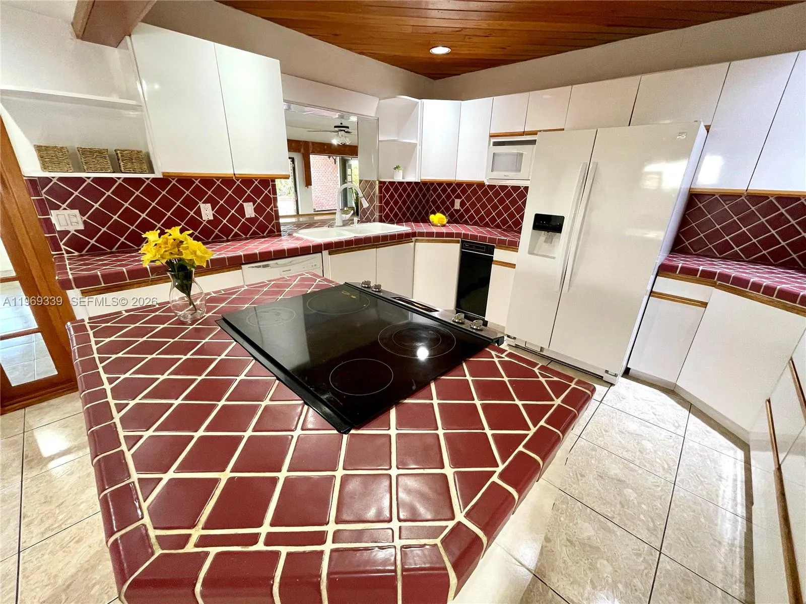 2351 Sw 92nd Pl, Miami, Florida 33165, Miami, Florida 33165, 5 Bedrooms Bedrooms, ,3 BathroomsBathrooms,Residential Lease,For Rent,2351 Sw 92nd Pl, Miami, Florida 33165,A11969339