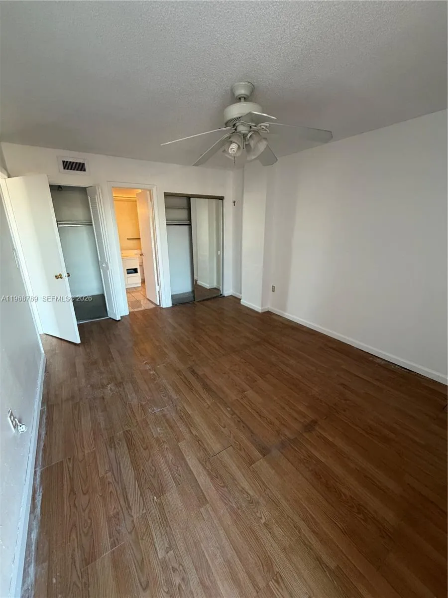 4713 Nw 7th St 409-1, Miami, Florida 33126, Miami, Florida 33126, 2 Bedrooms Bedrooms, ,1 BathroomBathrooms,Residential,For Sale,4713 Nw 7th St 409-1, Miami, Florida 33126,A11968789