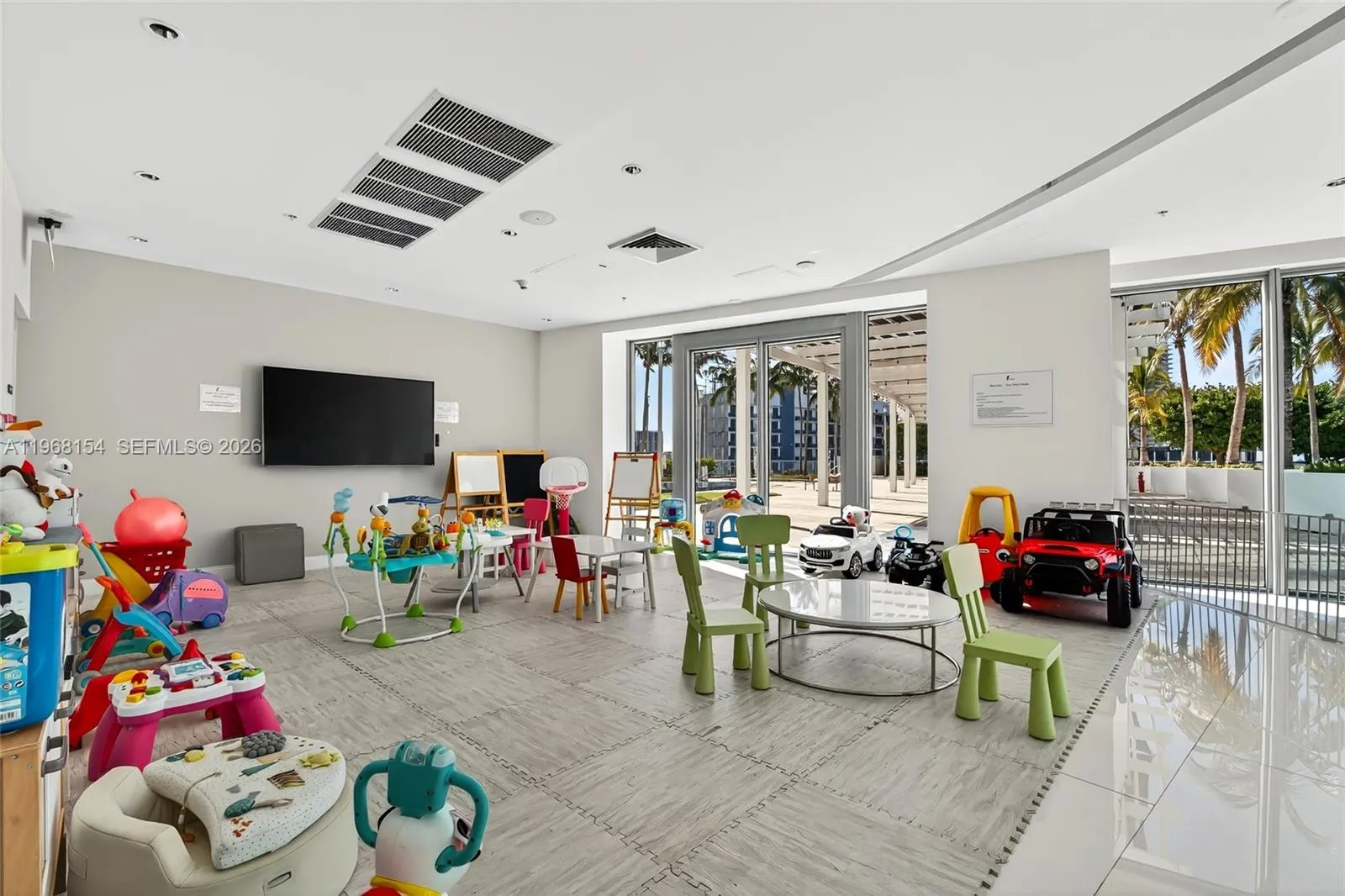 601 Ne 36th St 3407, Miami, Florida 33137, Miami, Florida 33137, 2 Bedrooms Bedrooms, ,2 BathroomsBathrooms,Residential Lease,For Rent,601 Ne 36th St 3407, Miami, Florida 33137,A11968154