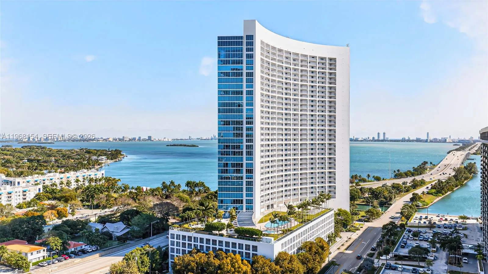 601 Ne 36th St 3407, Miami, Florida 33137, Miami, Florida 33137, 2 Bedrooms Bedrooms, ,2 BathroomsBathrooms,Residential Lease,For Rent,601 Ne 36th St 3407, Miami, Florida 33137,A11968154