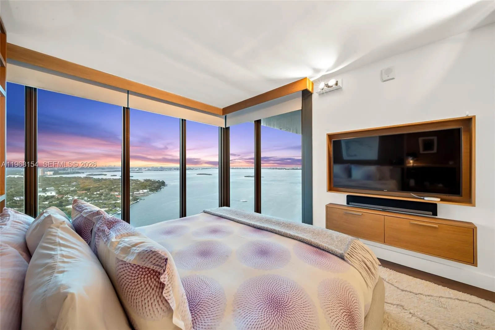 601 Ne 36th St 3407, Miami, Florida 33137, Miami, Florida 33137, 2 Bedrooms Bedrooms, ,2 BathroomsBathrooms,Residential Lease,For Rent,601 Ne 36th St 3407, Miami, Florida 33137,A11968154