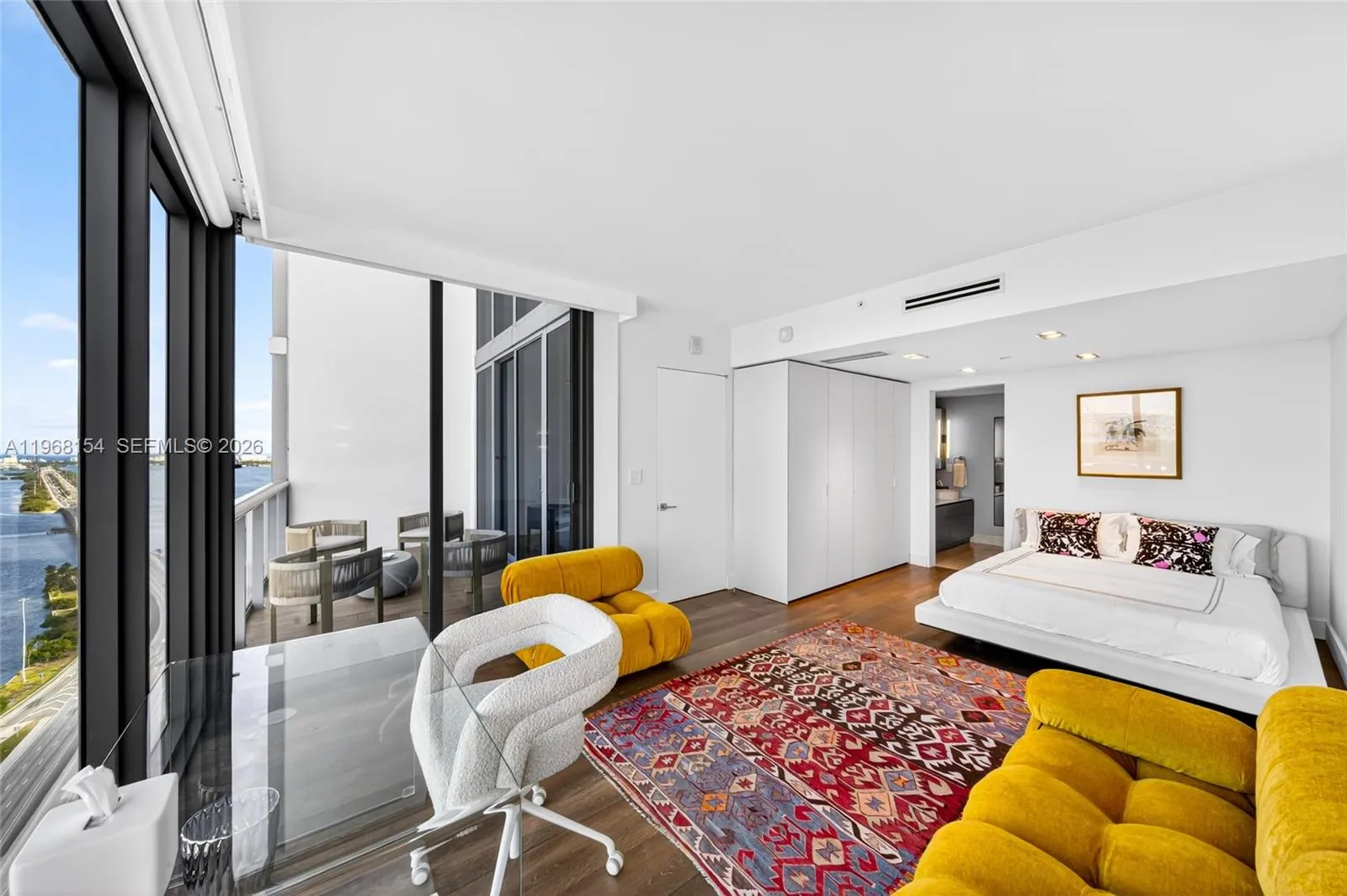 601 Ne 36th St 3407, Miami, Florida 33137, Miami, Florida 33137, 2 Bedrooms Bedrooms, ,2 BathroomsBathrooms,Residential Lease,For Rent,601 Ne 36th St 3407, Miami, Florida 33137,A11968154