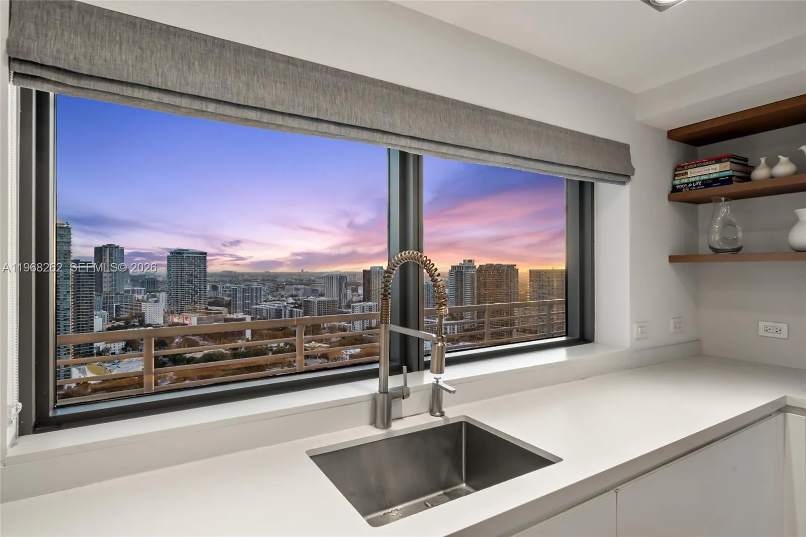 601 Ne 36th St 3407, Miami, Florida 33137, Miami, Florida 33137, 2 Bedrooms Bedrooms, ,2 BathroomsBathrooms,Residential,For Sale,601 Ne 36th St 3407, Miami, Florida 33137,A11968262