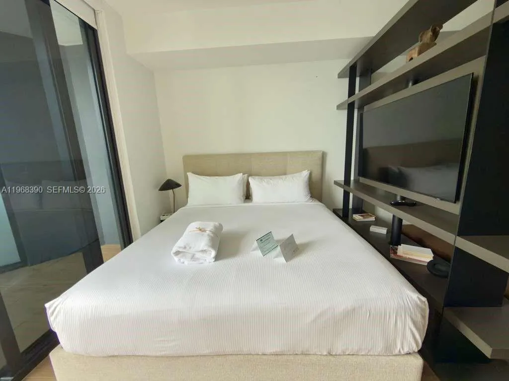 398 Ne 5th St 4313, Miami, Florida 33132, Miami, Florida 33132, ,1 BathroomBathrooms,Residential,For Sale,398 Ne 5th St 4313, Miami, Florida 33132,A11968390